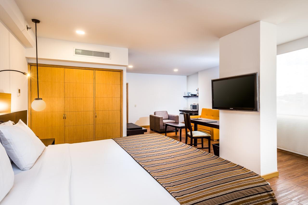 Hotel Dann Norte Bogotá Esterno foto